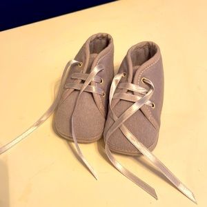 Hermes cashmere baby booties - NEW